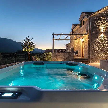 Le Adria - Privat Hottub - Kostenloser Strandparkplatz *